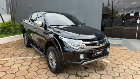 MITSUBISHI L200 TRITON 2.4 16V TURBO DIESEL SPORT HPE-S CD 4P 4X4 AUTOMÁTICO